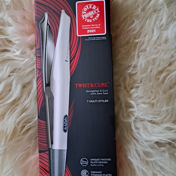 Curling iron.  Used Once - Picture 2 of 4